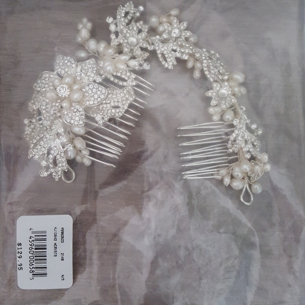 Pearl and rhinestone moldable hair wrap